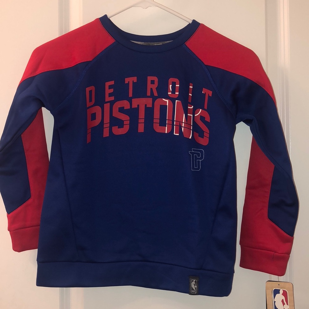 Detroit Pistons kids pull over